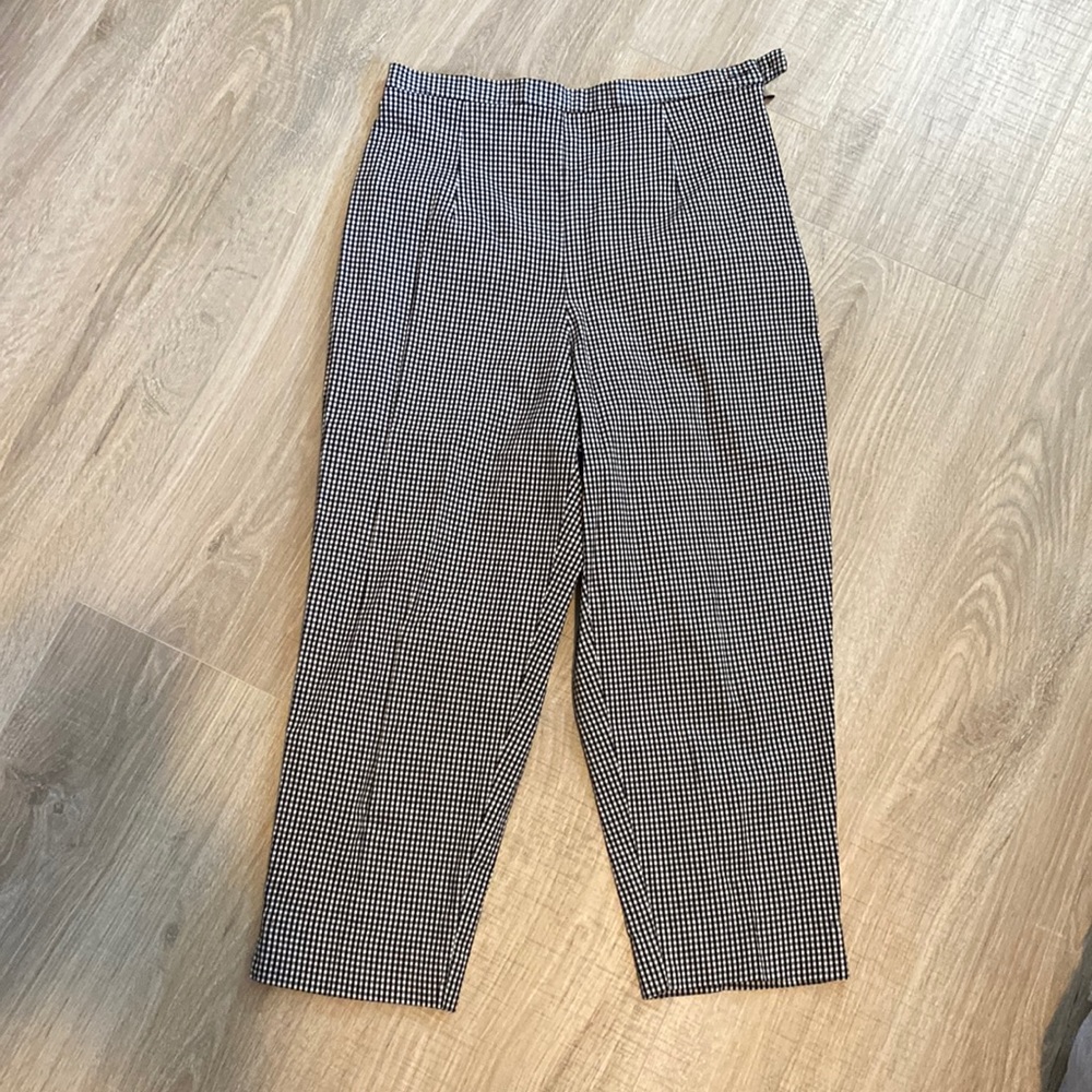 Cropped pants